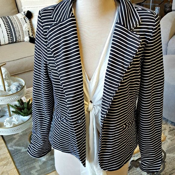 KNIT Striped BLAZER By COVINGTON SZ L - Picture 4 of 4